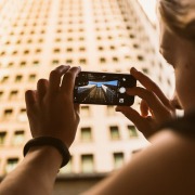 Как снять видео на смартфон: 10 правил крутого мобильного видео