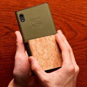 NuAns Neo Reloaded - дизайнерский смартфон