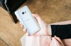 htc bolt