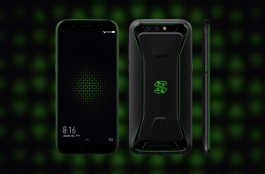 Xiaomi Black Shark в черном цвете