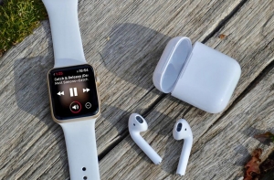Apple Watch how to check AirPods battery