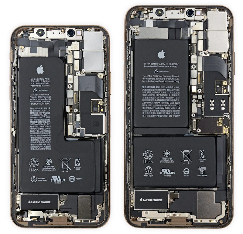 iPhone Xs и iPhone Xs Max в разобранном состоянии