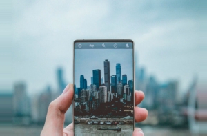 Nubia X в руках