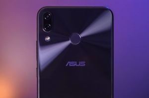 ASUS ZenFone 5 сзади