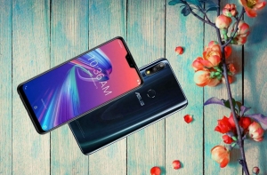 Asus Zenfone Max Pro M2 постер