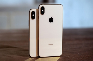 iPhone XS