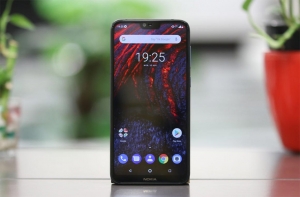 Безрамочный Nokia 6.1 Plus