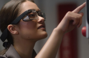 google glass enterprise edition 2 на лице