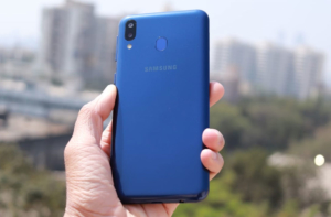 Аккумулятор на 6000 мАч в Galaxy M20s