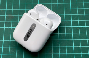 Oppo Enco Free белые