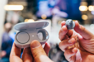 Беспроводные Surface Buds