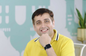 realme Watch на руке