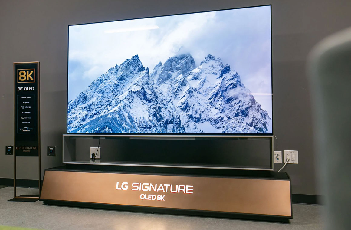 LG OLED 8K экран