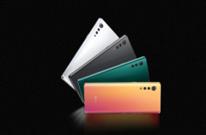 LG Velvet сзади