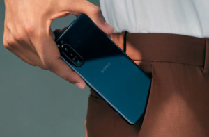 Sony Xperia 5 II сзади