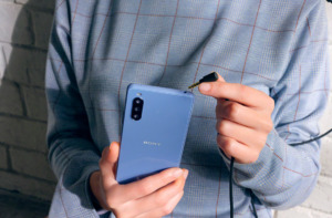 Sony Xperia 10 III разъем для наушников